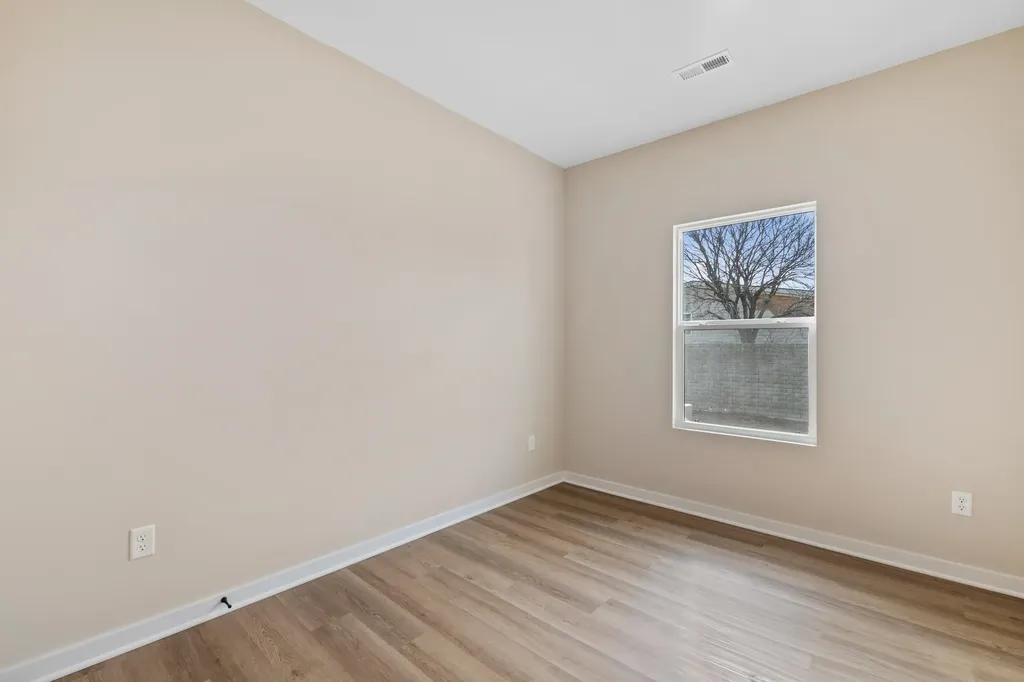 2457 W Macarthur Court Wichita KS 67217