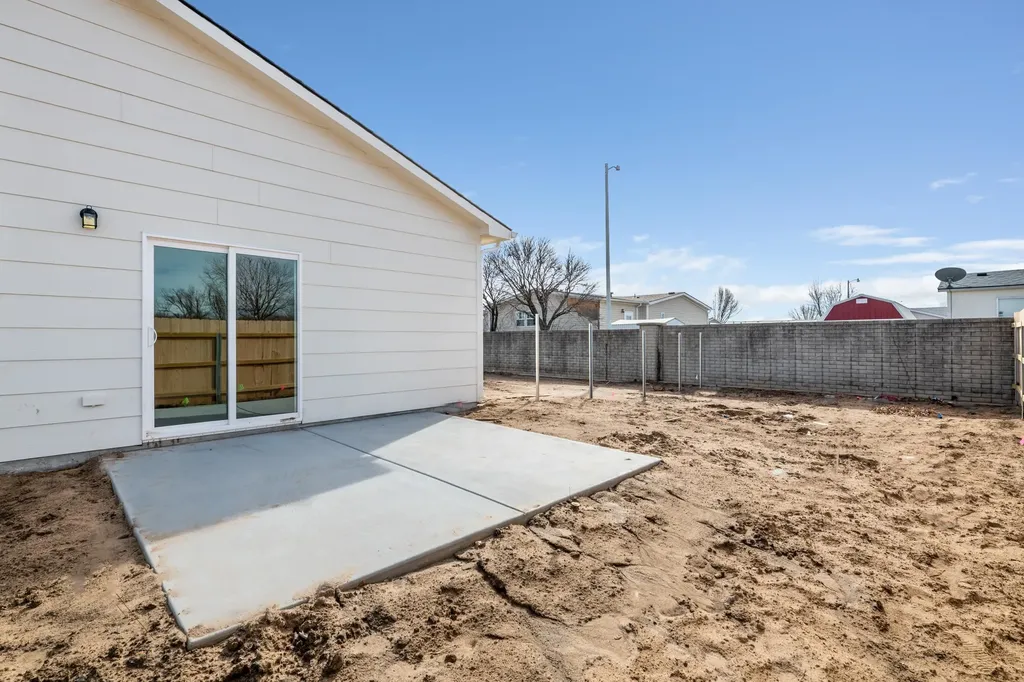 2457 W Macarthur Court Wichita KS 67217