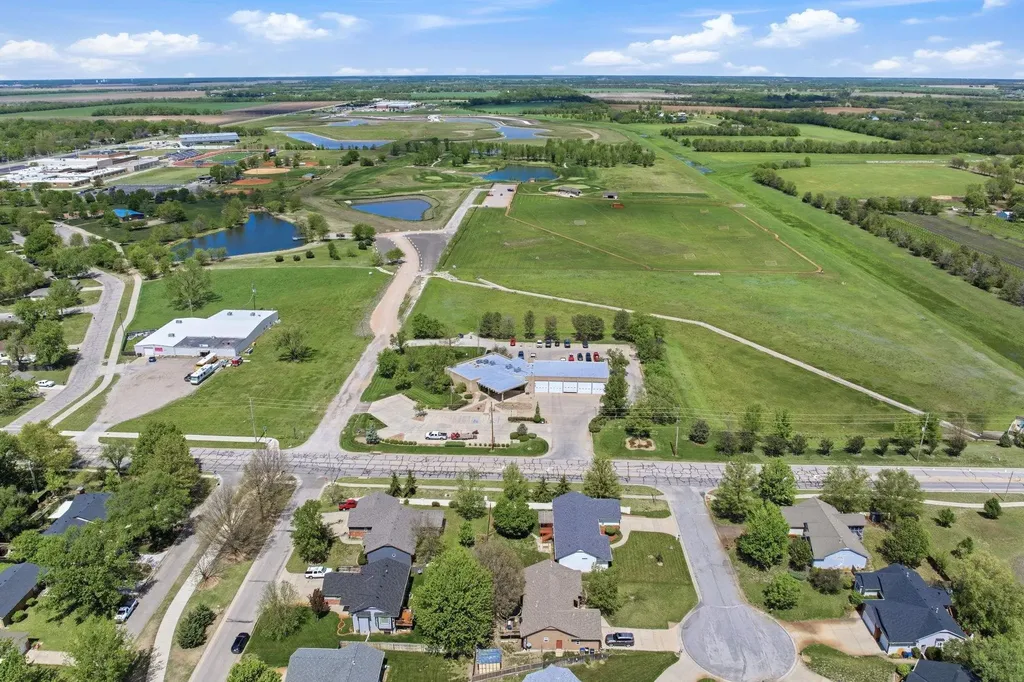 1 N Valley Oaks Court Valley Center KS 67147