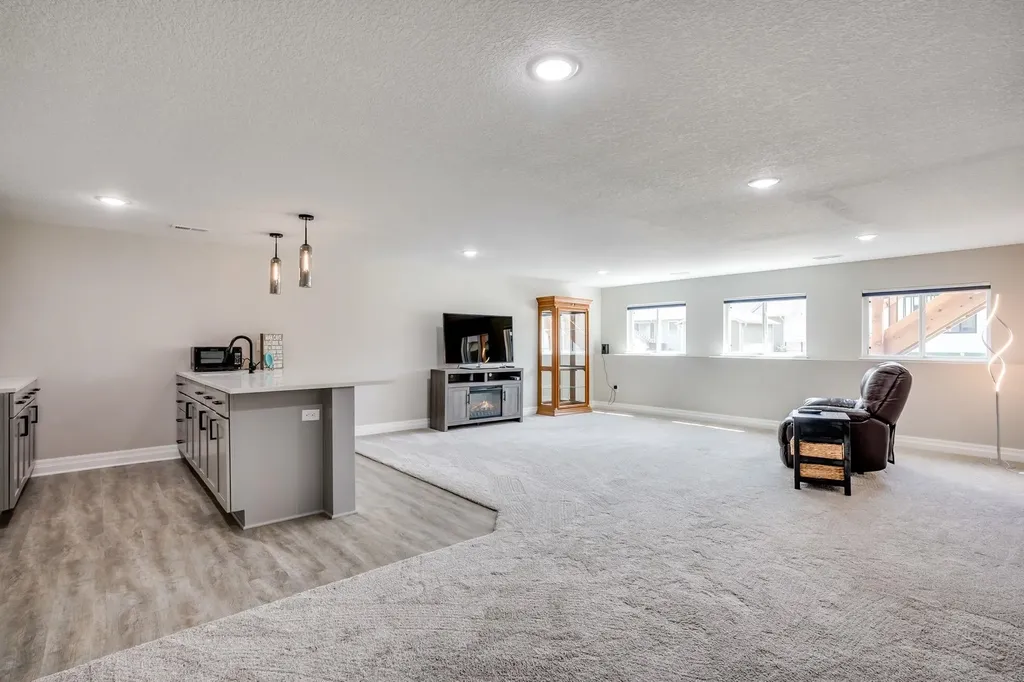 12006 E Bonita Circle Wichita KS 67207