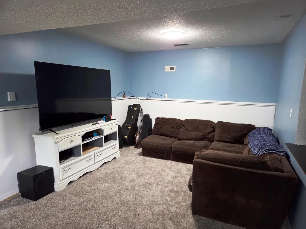 916 W 10th Newton KS 67114