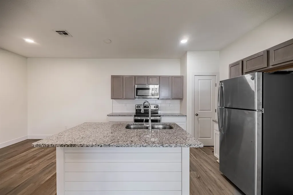 5795 E Bristol Wichita KS 67220