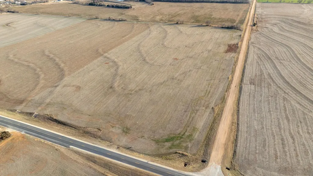00000 61st Street Andale KS 67001