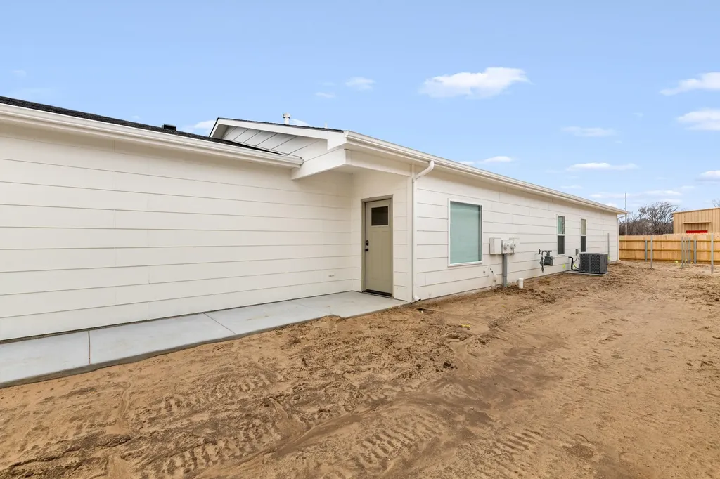 2459 W Macarthur Court Wichita KS 67217