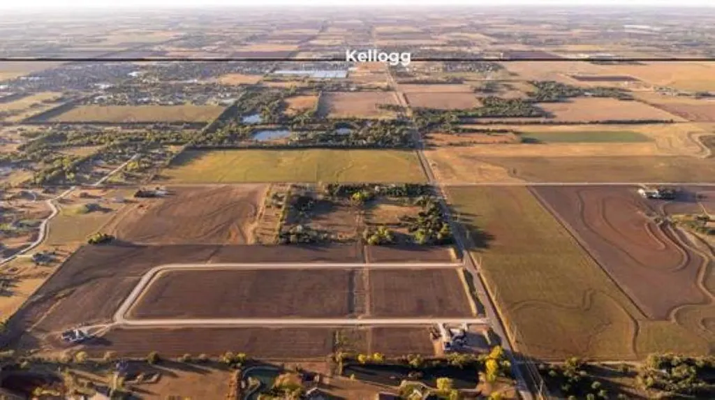 750 N Cloverleaf Street Goddard KS 67052