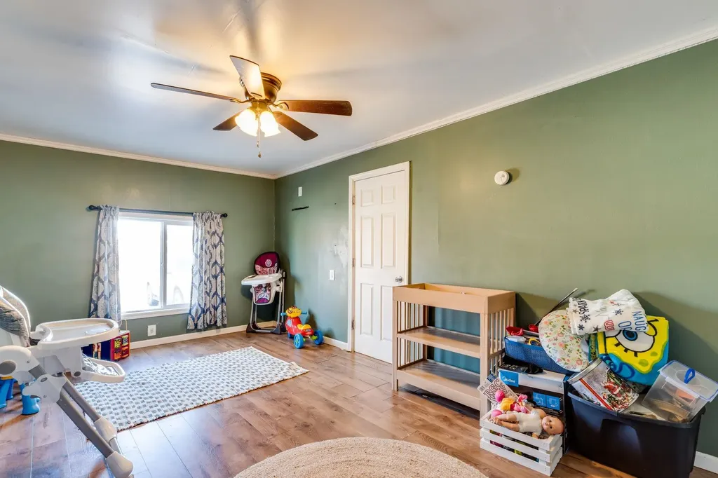 1821 W 27th Street S Wichita KS 67217-2133