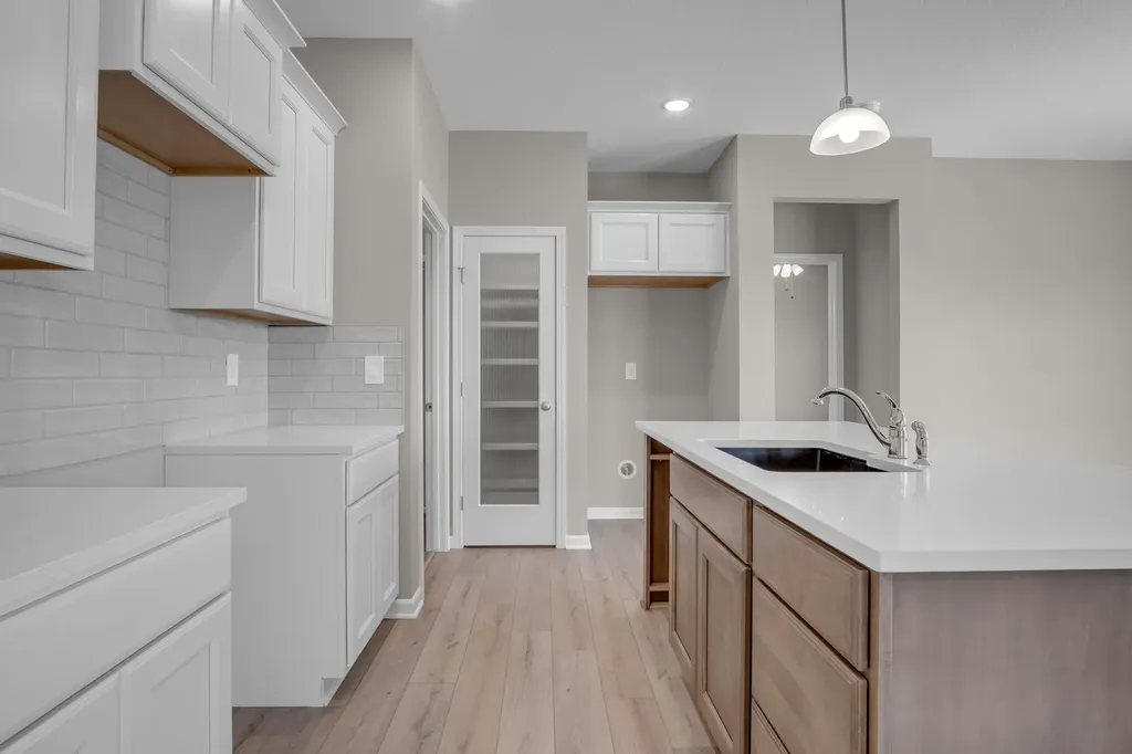 1316 Main Street Halstead KS 67056