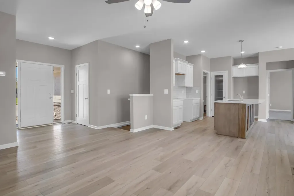 1316 Main Street Halstead KS 67056