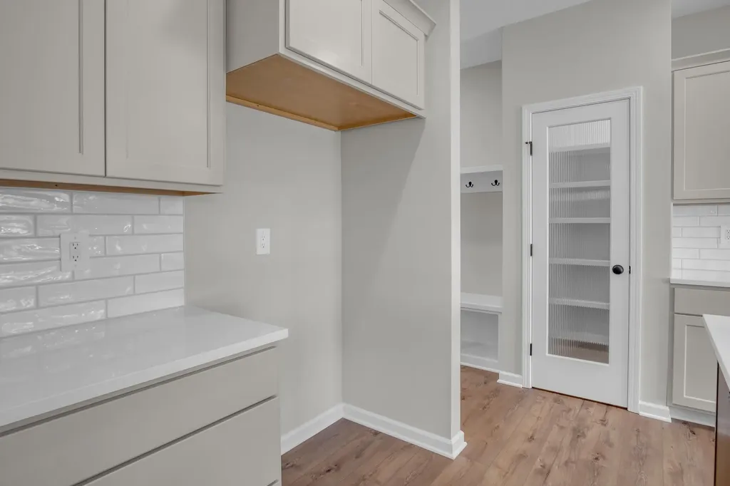 1204 Main Halstead KS 67056