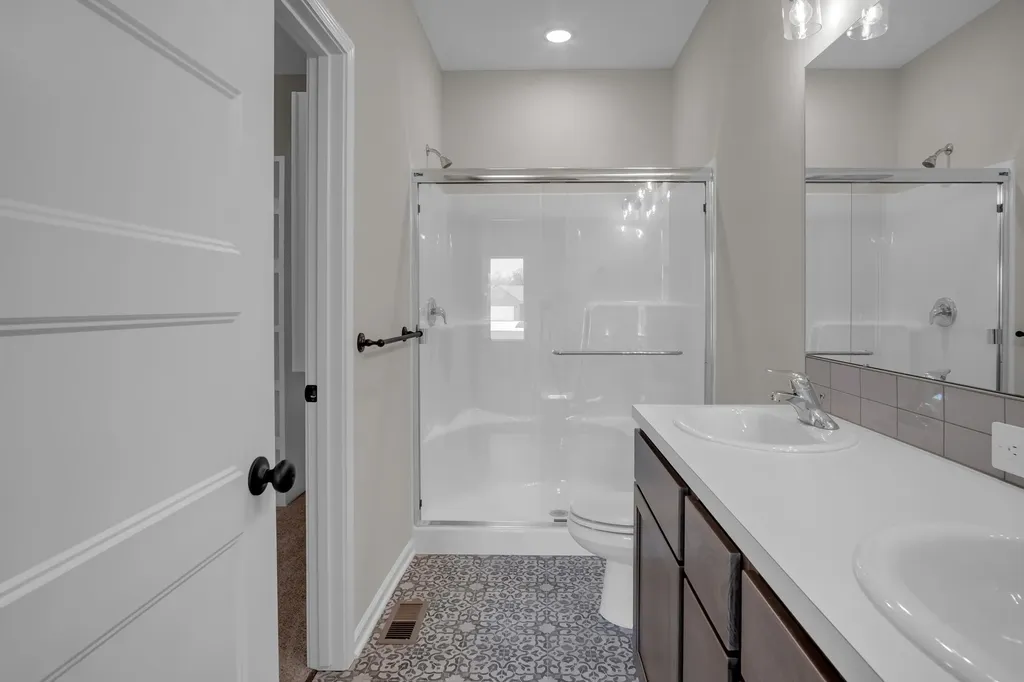 1204 Main Halstead KS 67056