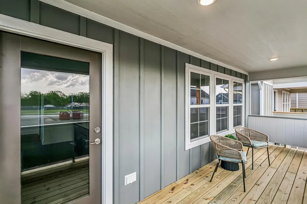 409 E Douglas Avenue Andover KS 67002