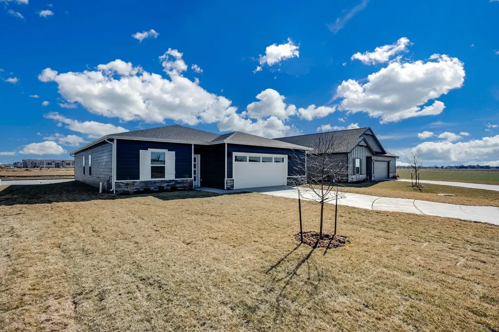 11637 W Scarlett Court Maize KS 67101
