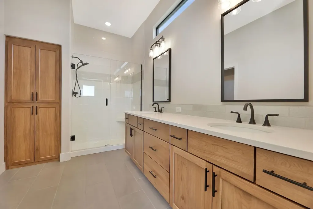 230 S Wellcrest Goddard KS 67052