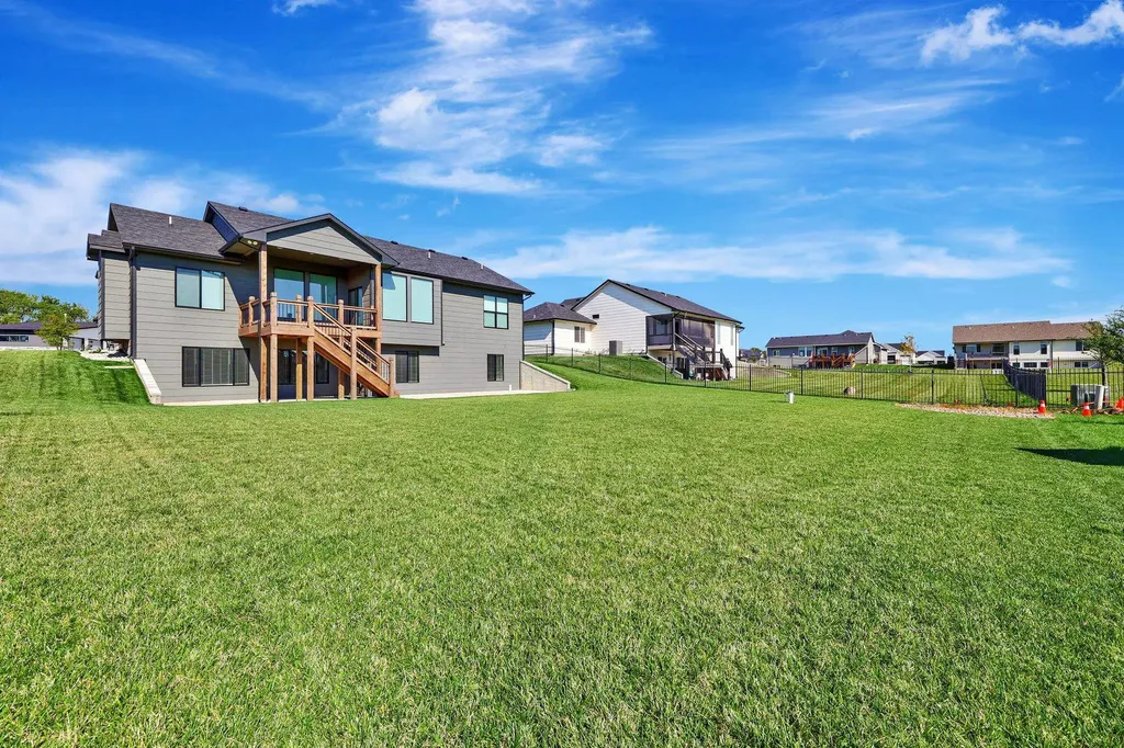230 S Wellcrest Goddard KS 67052