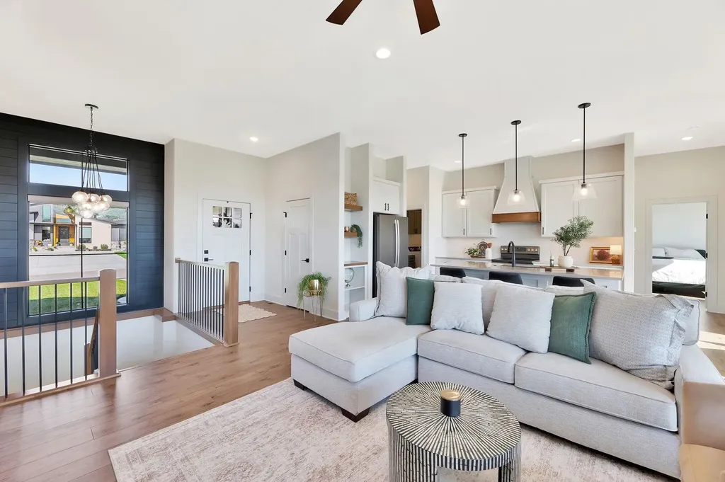 230 S Wellcrest Goddard KS 67052