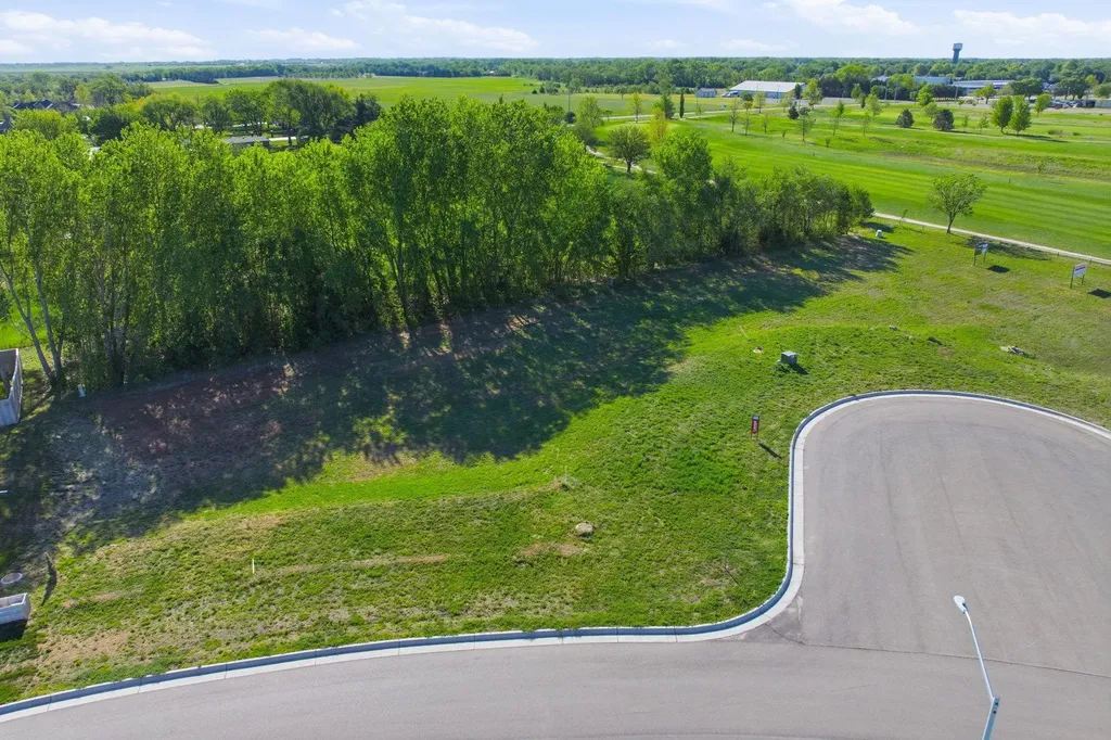 211 W Cherry Oaks Street Cheney KS 67025