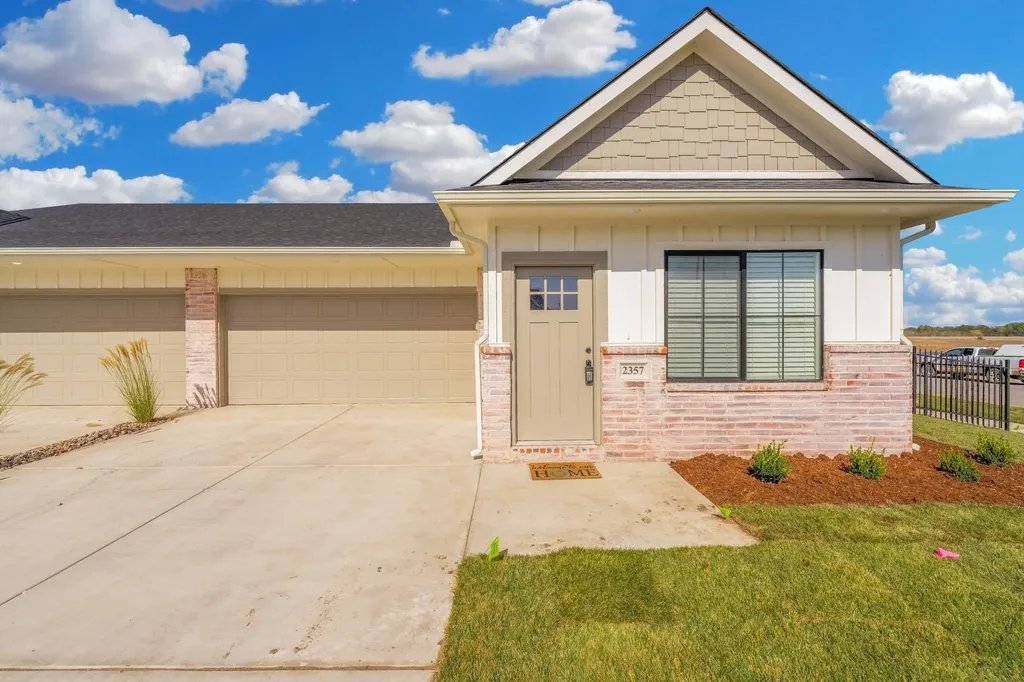 2152 E Elk Ridge Avenue Goddard KS 67052