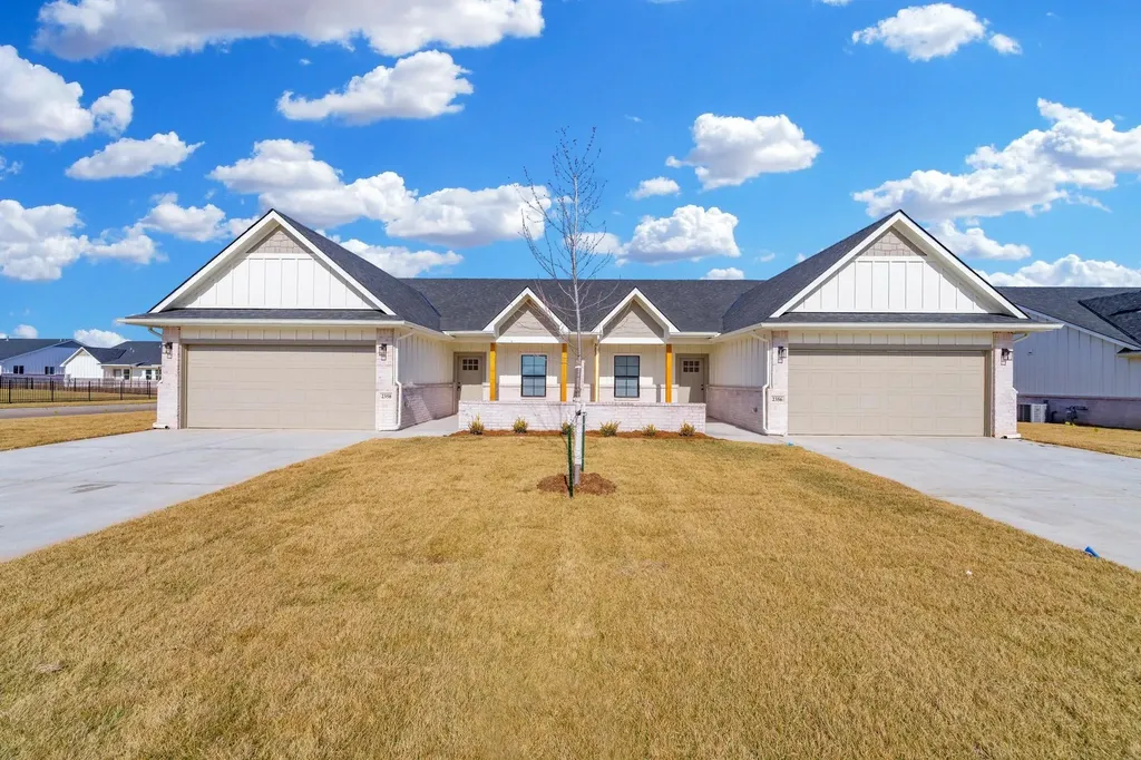 2134 W Elk Ridge Avenue Goddard KS 67052