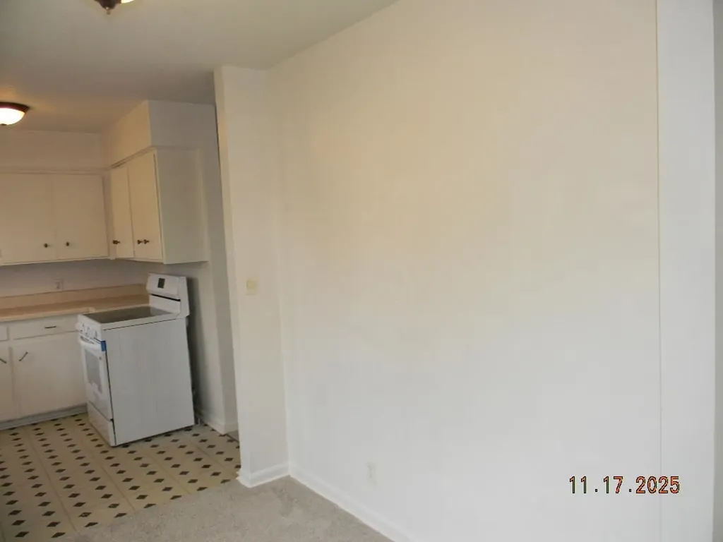 354 N Slade Haysville KS 67060