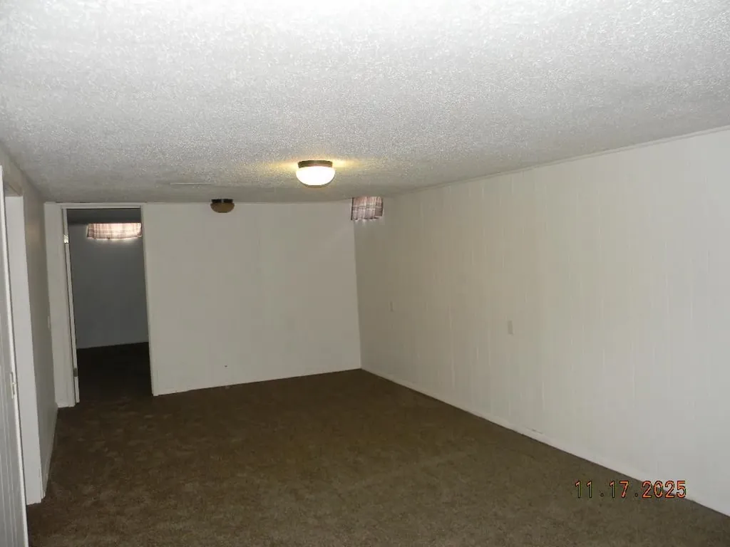 354 N Slade Haysville KS 67060