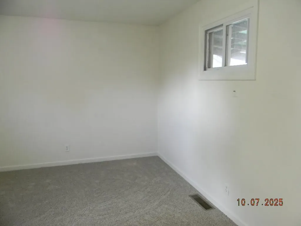 215 S Sunset Avenue Haysville KS 67060
