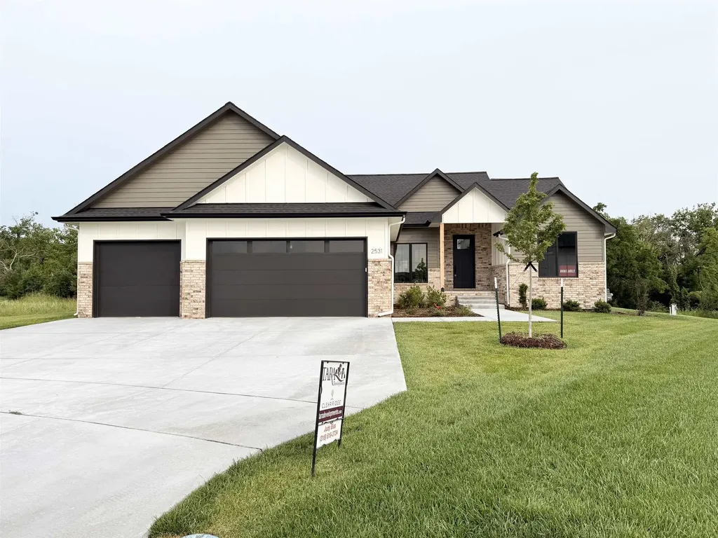 2531 S Clear Creek Street Wichita KS 67230