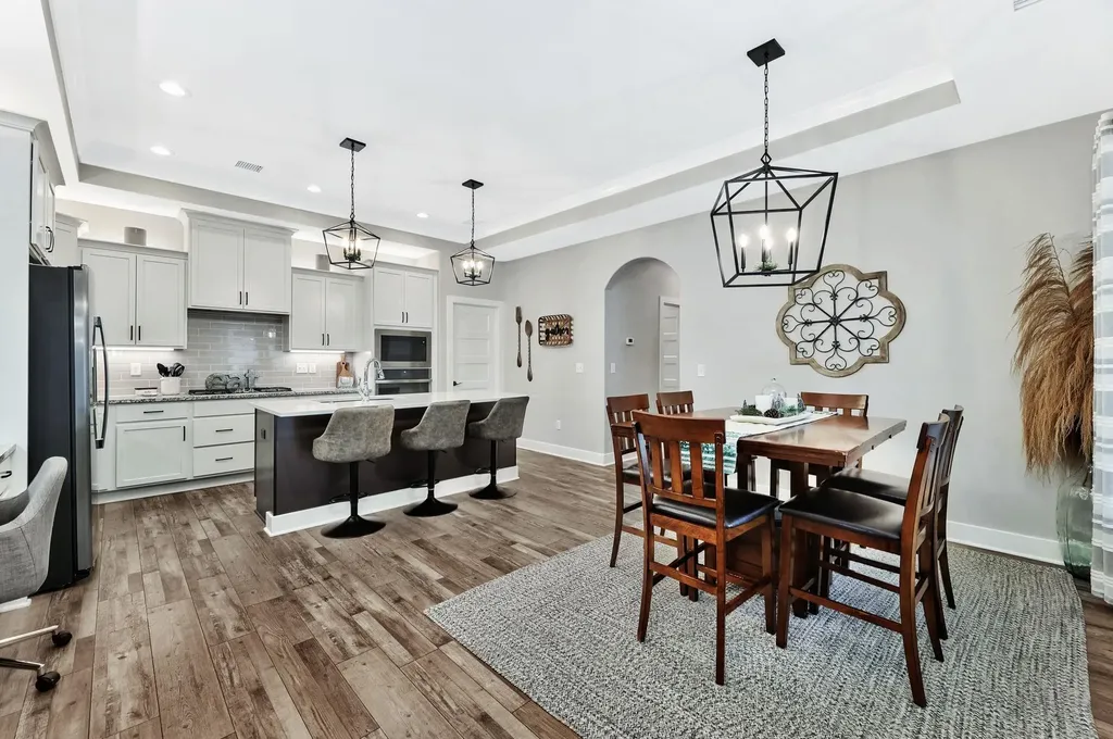724 E Park Place Andover KS 67002