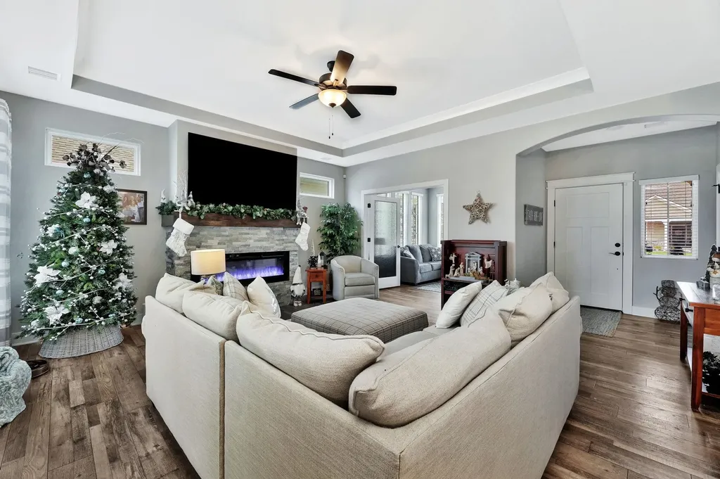 724 E Park Place Andover KS 67002