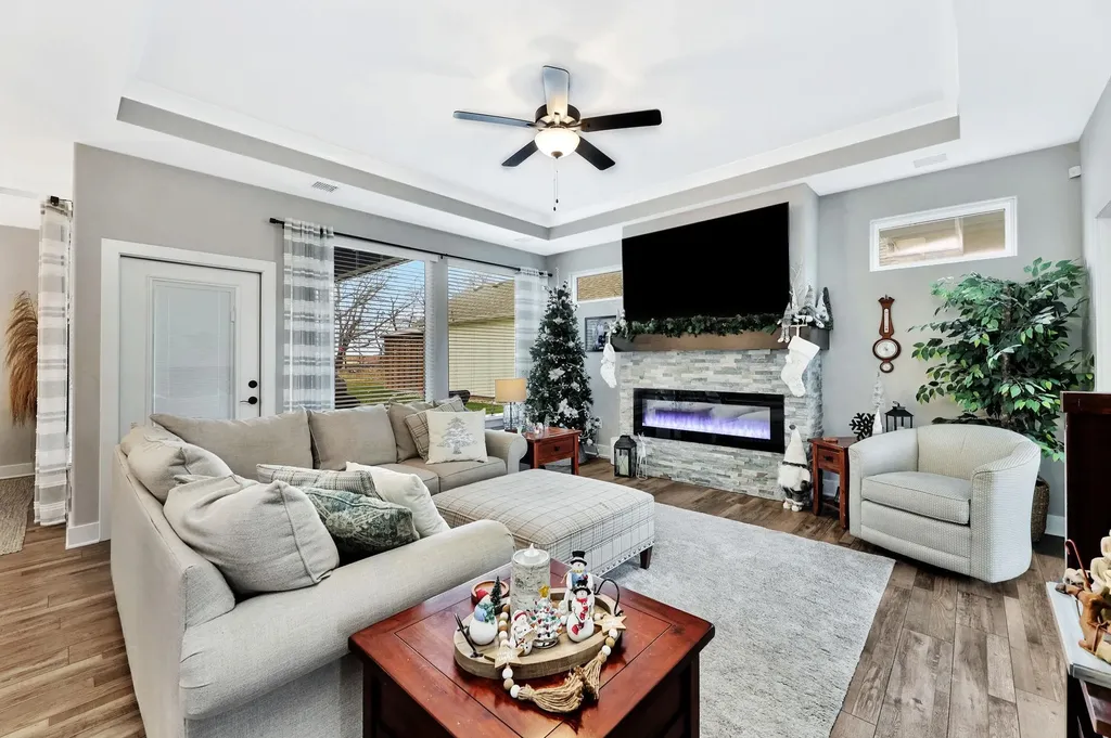 724 E Park Place Andover KS 67002
