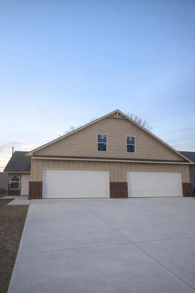 731-733 N Elder Street Wichita KS 67212
