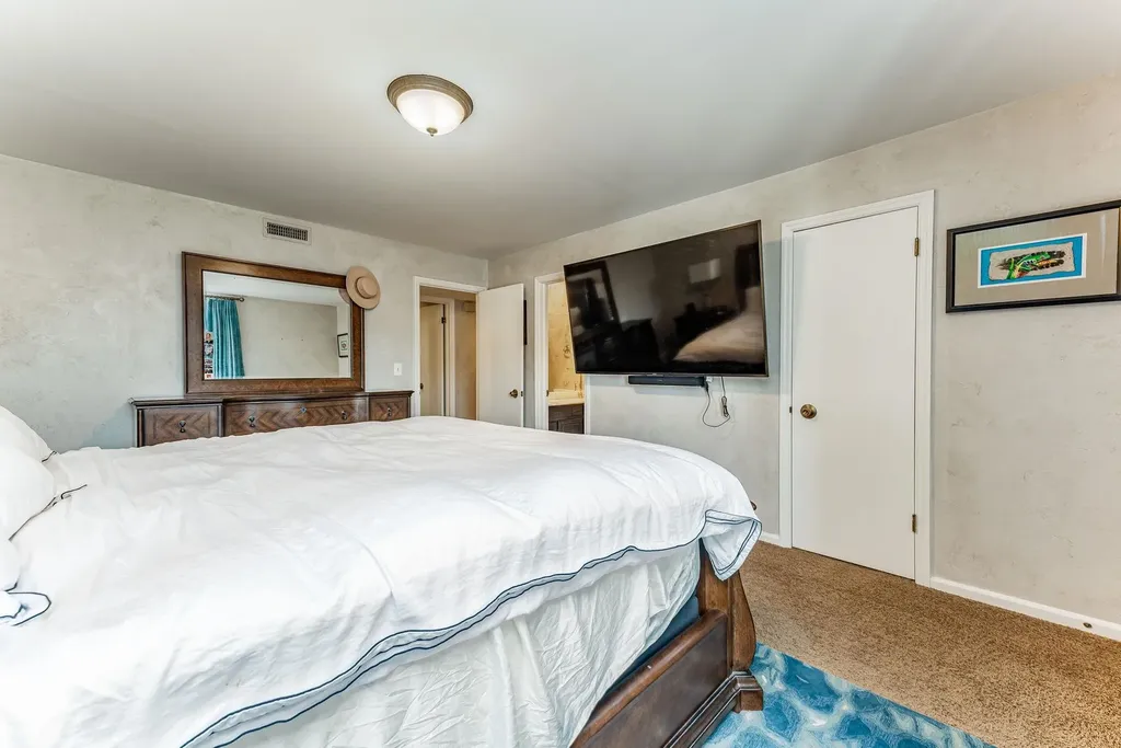 7077 E Central Avenue Wichita KS 67206