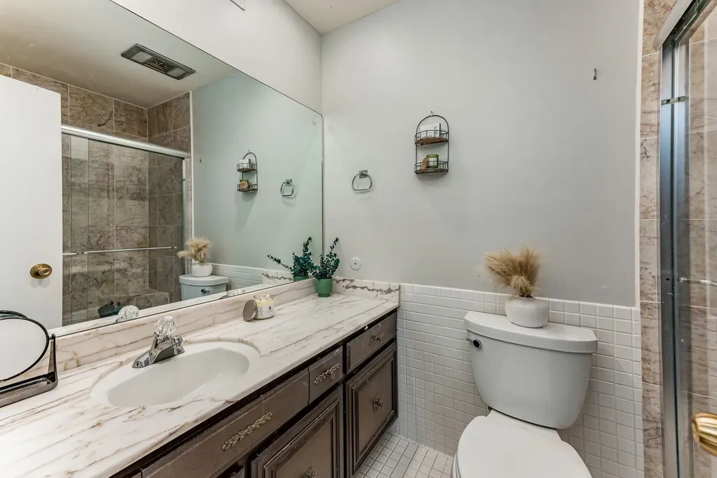 7077 E Central Avenue Wichita KS 67206