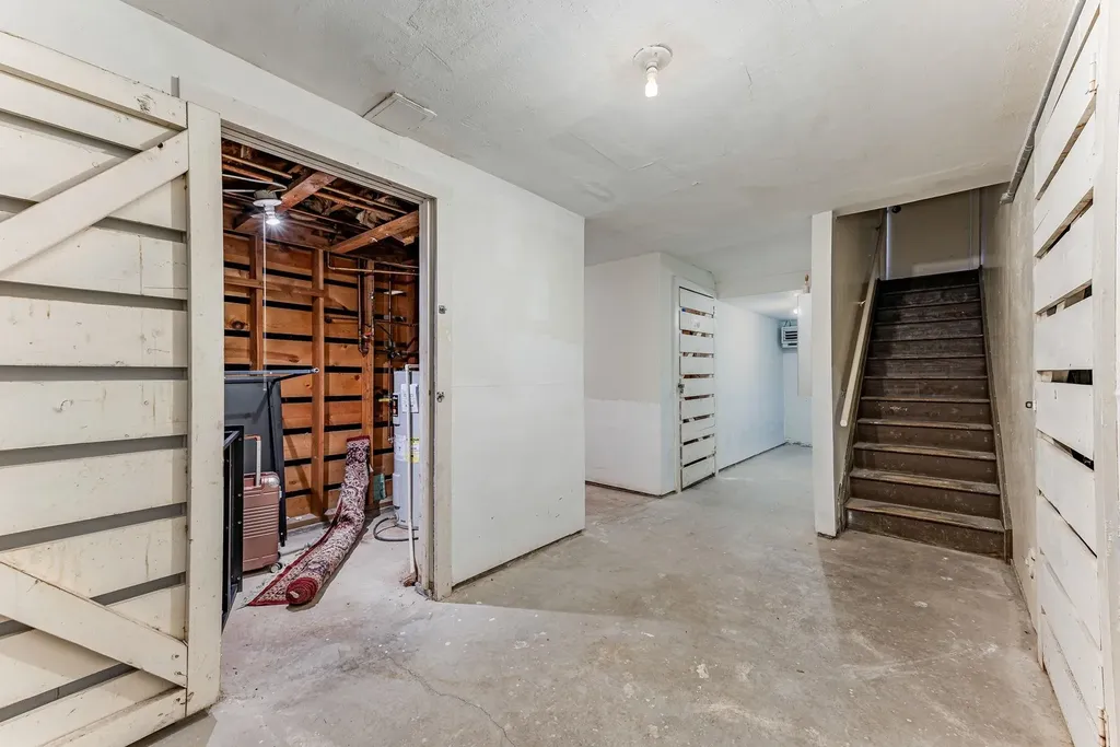 7077 E Central Avenue Wichita KS 67206