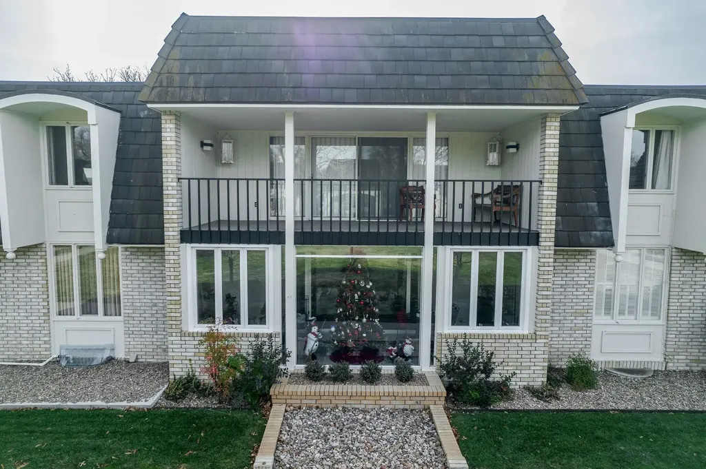 7077 E Central Avenue Wichita KS 67206