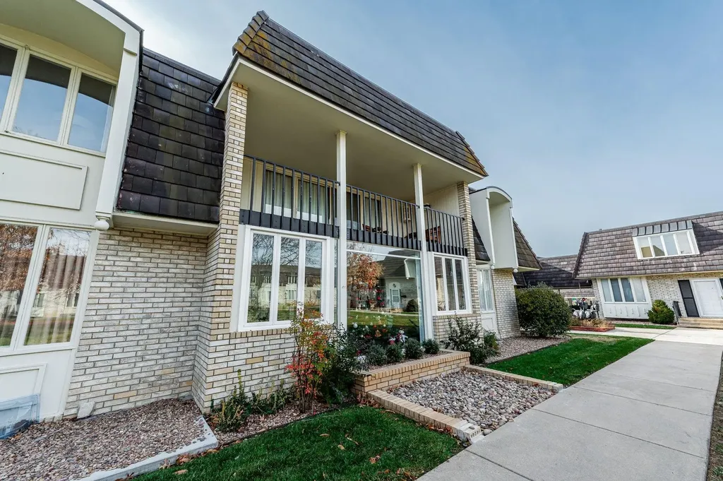 7077 E Central Avenue Wichita KS 67206