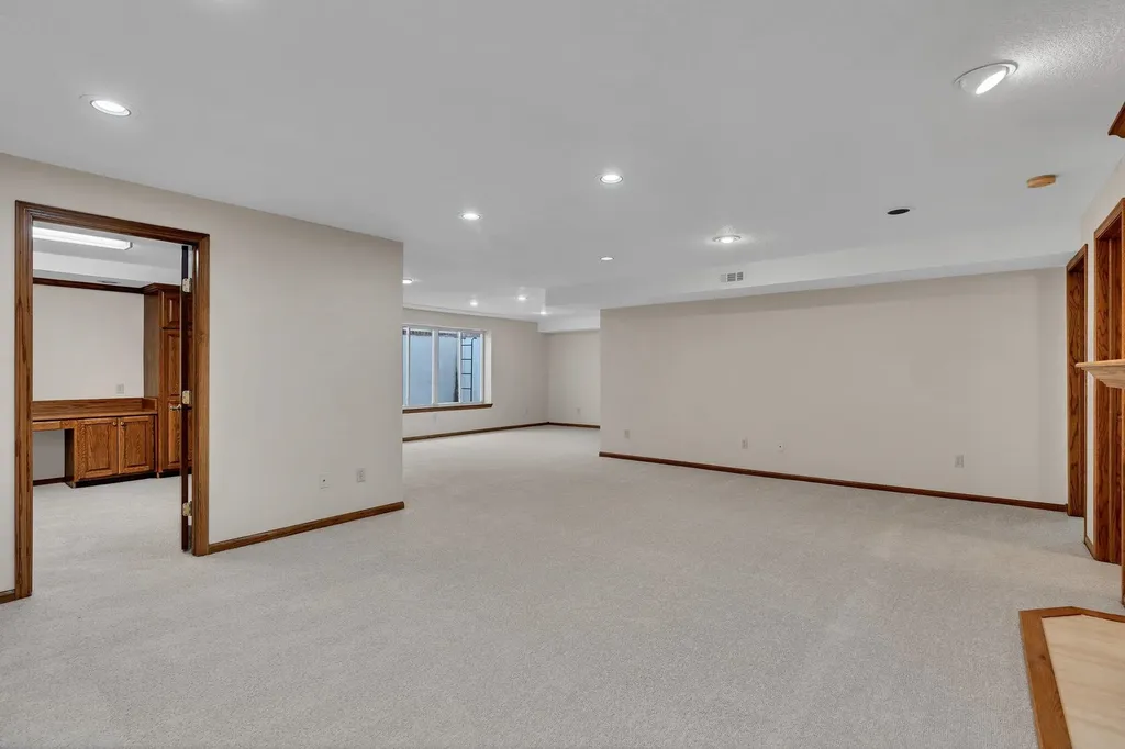 509 N Turnberry Circle Wichita KS 67230