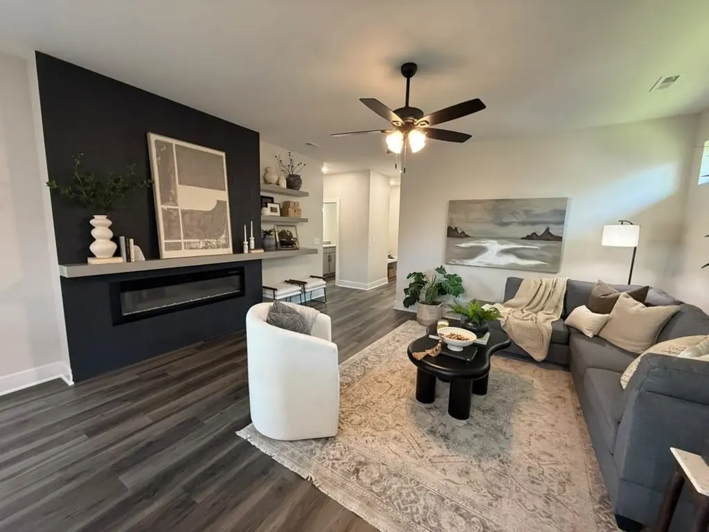 9002 E Forbes Circle Bel Aire KS 67226