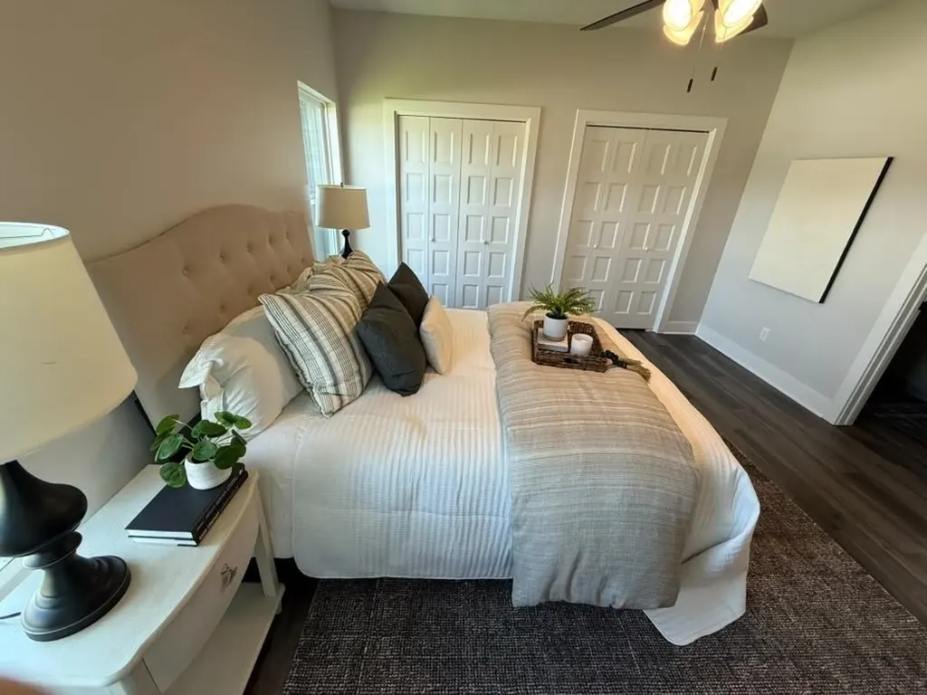 9002 E Forbes Circle Bel Aire KS 67226