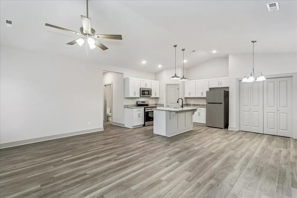 2941 S Bunker Hill Court Wichita KS 67210