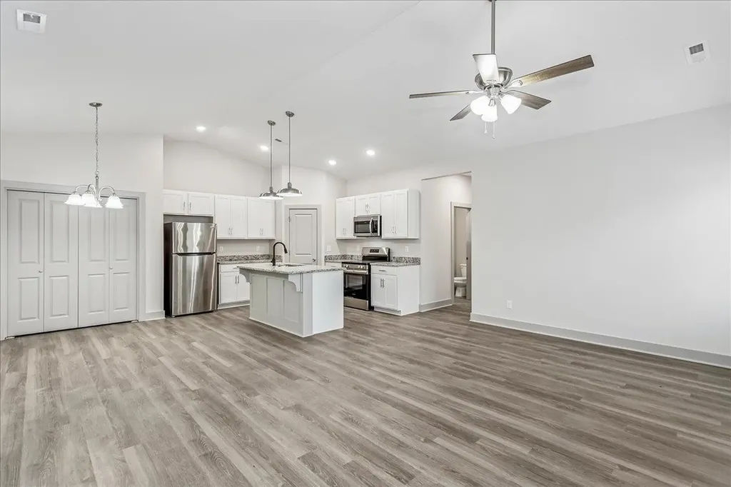 2941 S Bunker Hill Court Wichita KS 67210