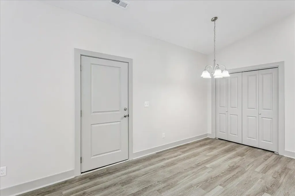 2941 S Bunker Hill Court Wichita KS 67210