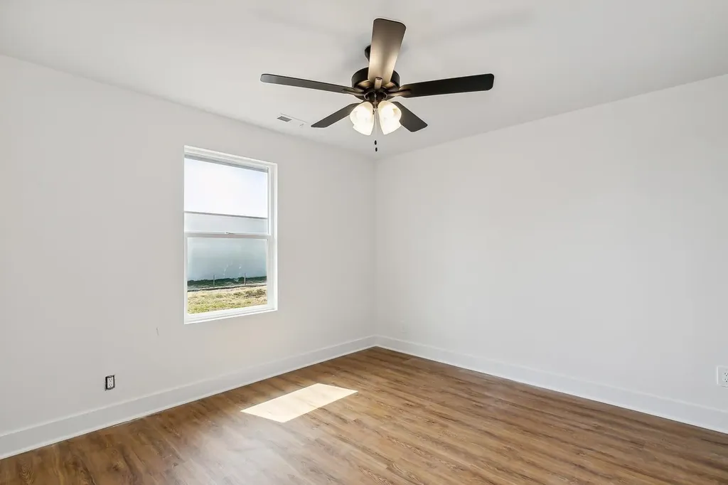 929 Arrow Head Street Clearwater KS 67026
