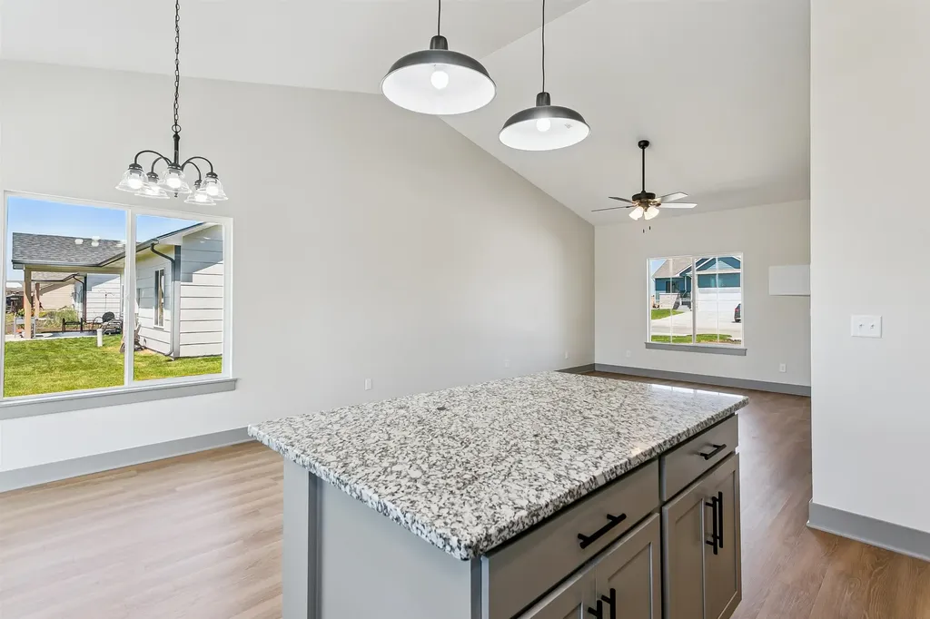 1611 Midway Court Valley Center KS 67147