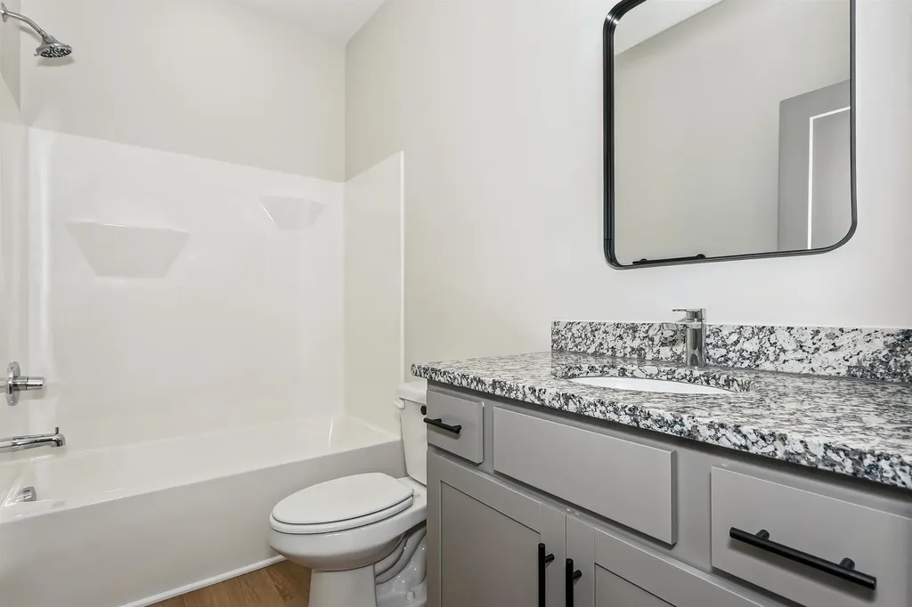 1611 Midway Court Valley Center KS 67147