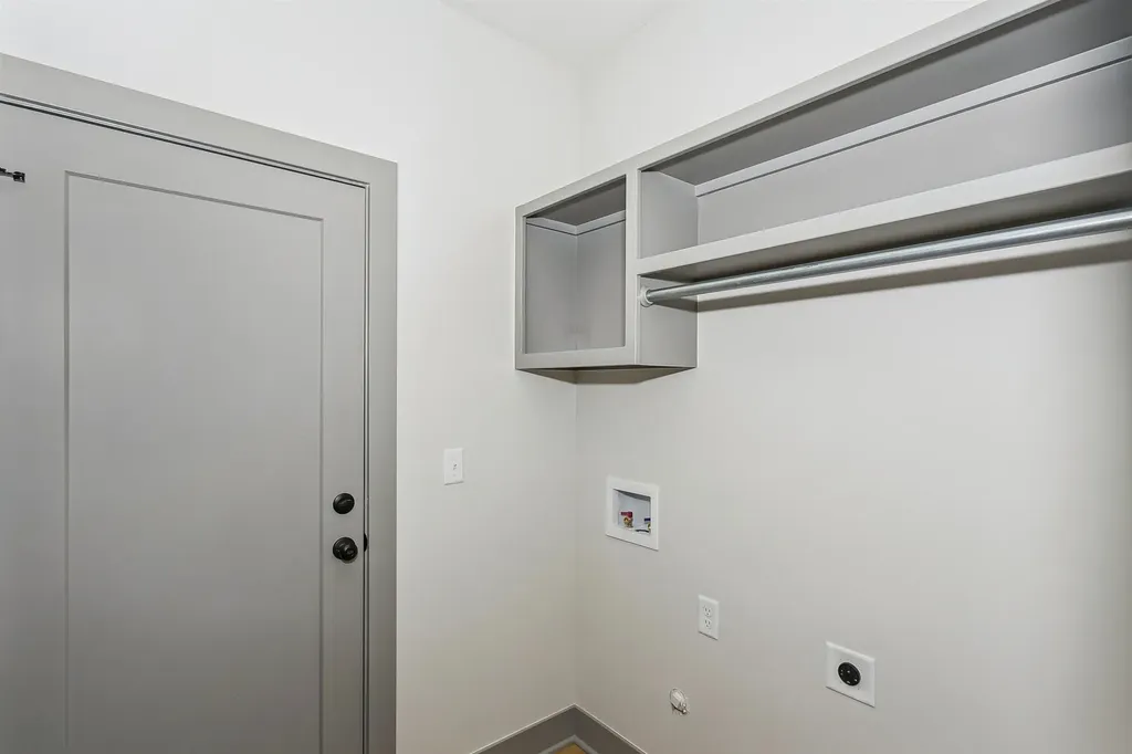1611 Midway Court Valley Center KS 67147
