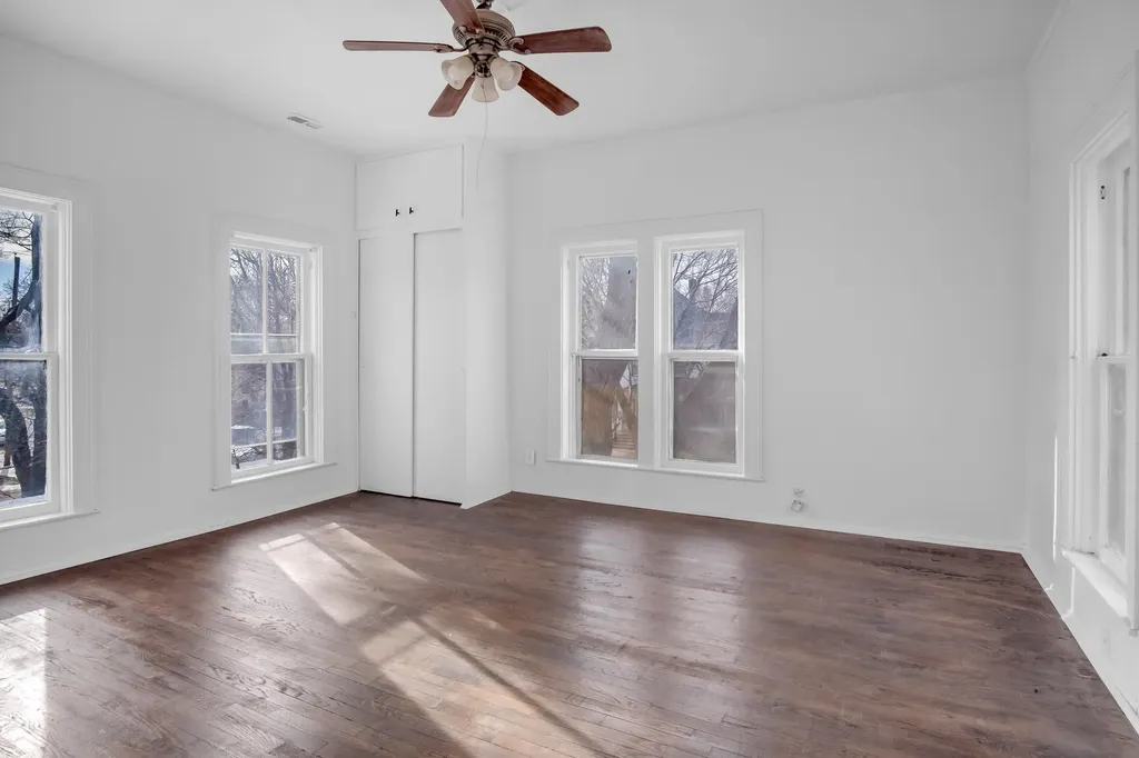 303 E 3rd Street Newton KS 67114