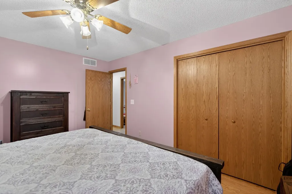 615 Morningside Street Norwich KS 67118