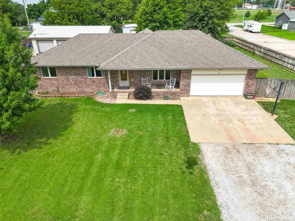 615 Morningside Street Norwich KS 67118