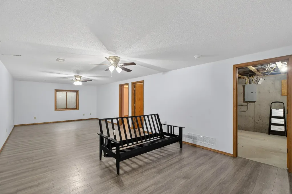 615 Morningside Street Norwich KS 67118