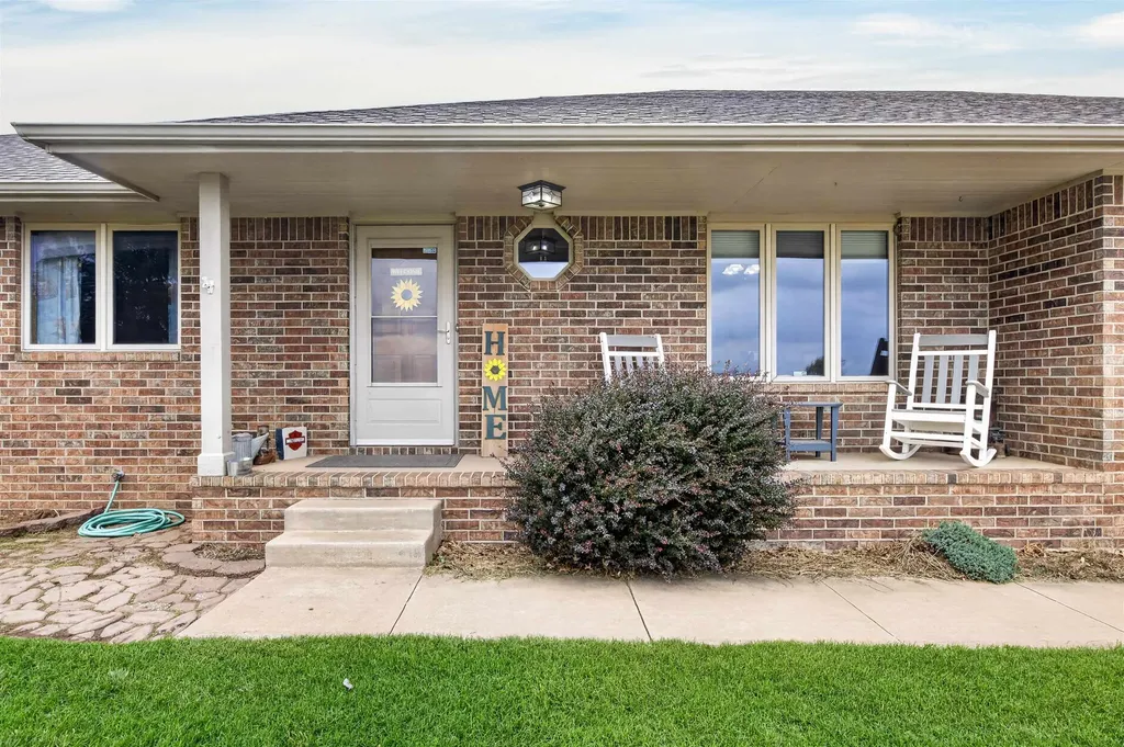 615 Morningside Street Norwich KS 67118